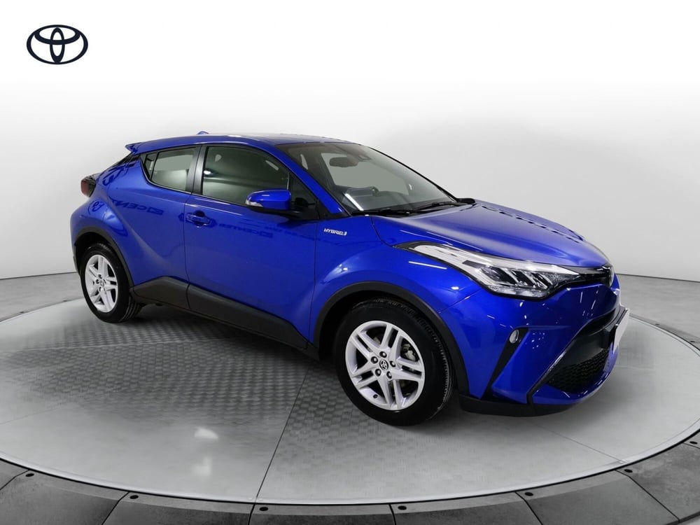 Toyota Toyota C-HR usata a Salerno (3)