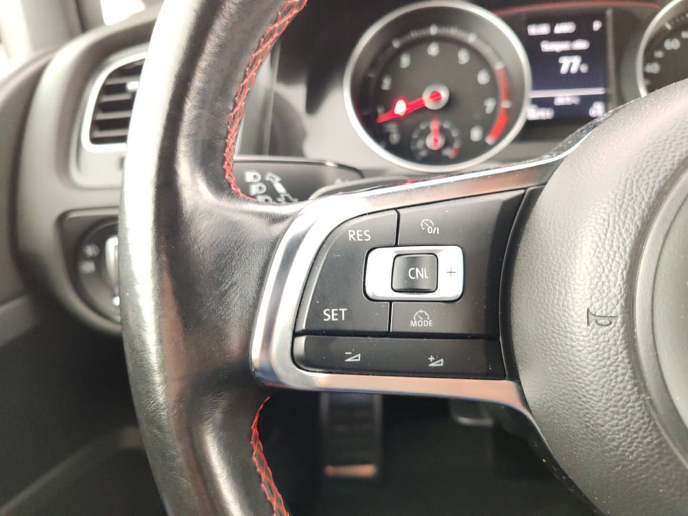 Volkswagen Golf usata a Massa-Carrara (14)