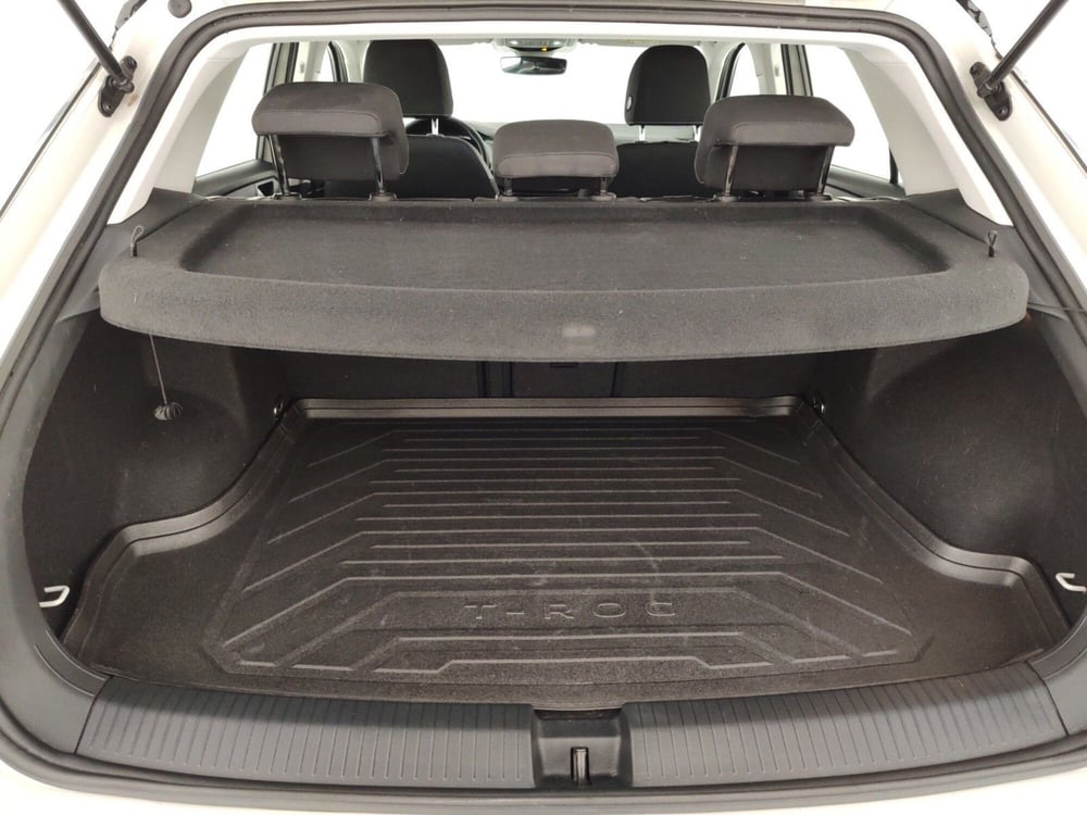 Volkswagen T-Roc usata a Massa-Carrara (16)