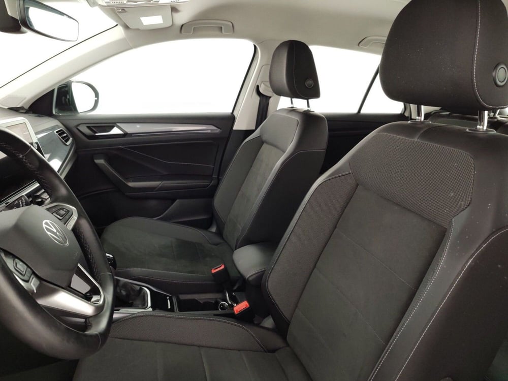Volkswagen T-Roc usata a Massa-Carrara (9)