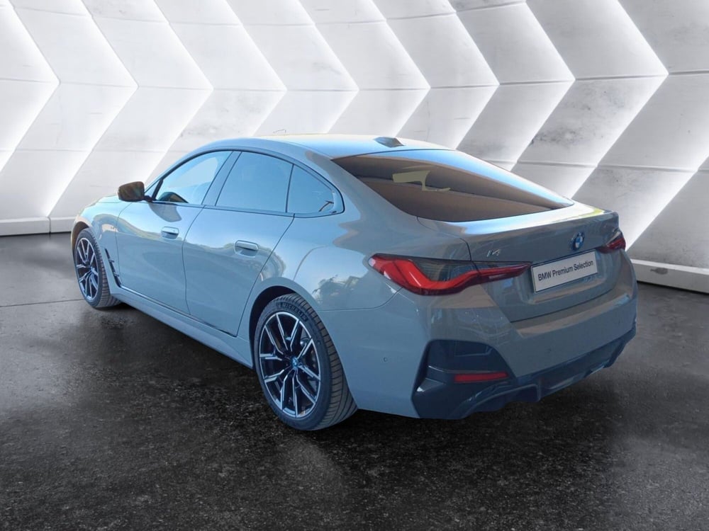 BMW i4 usata a Asti (4)