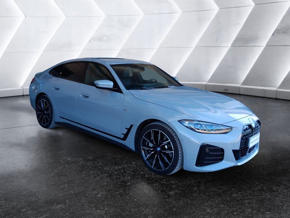 BMW i4 usata a Asti (8)