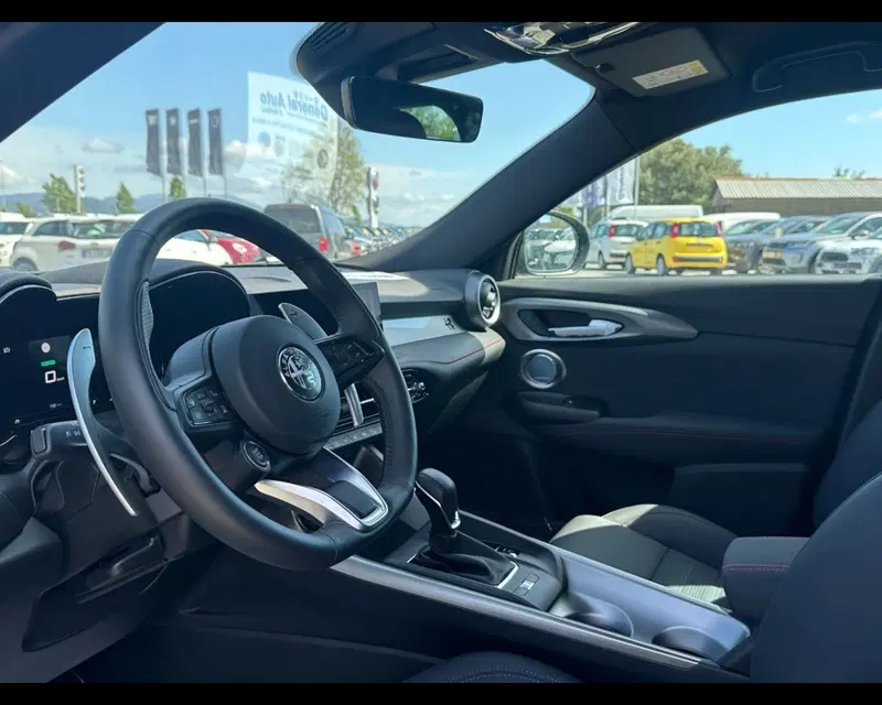 Alfa Romeo Tonale nuova a Lucca (13)