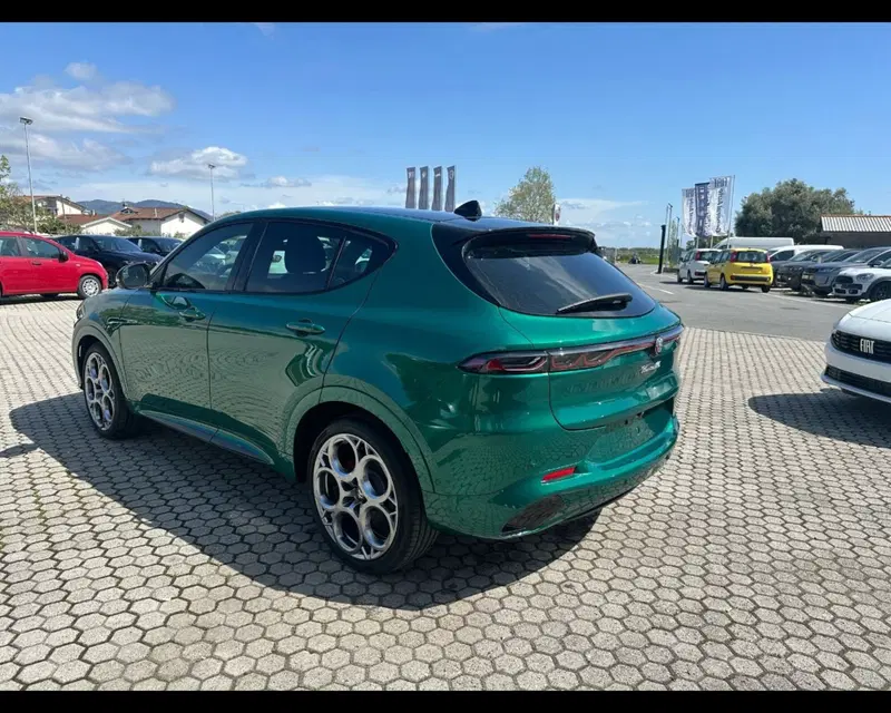 Alfa Romeo Tonale nuova a Lucca (5)