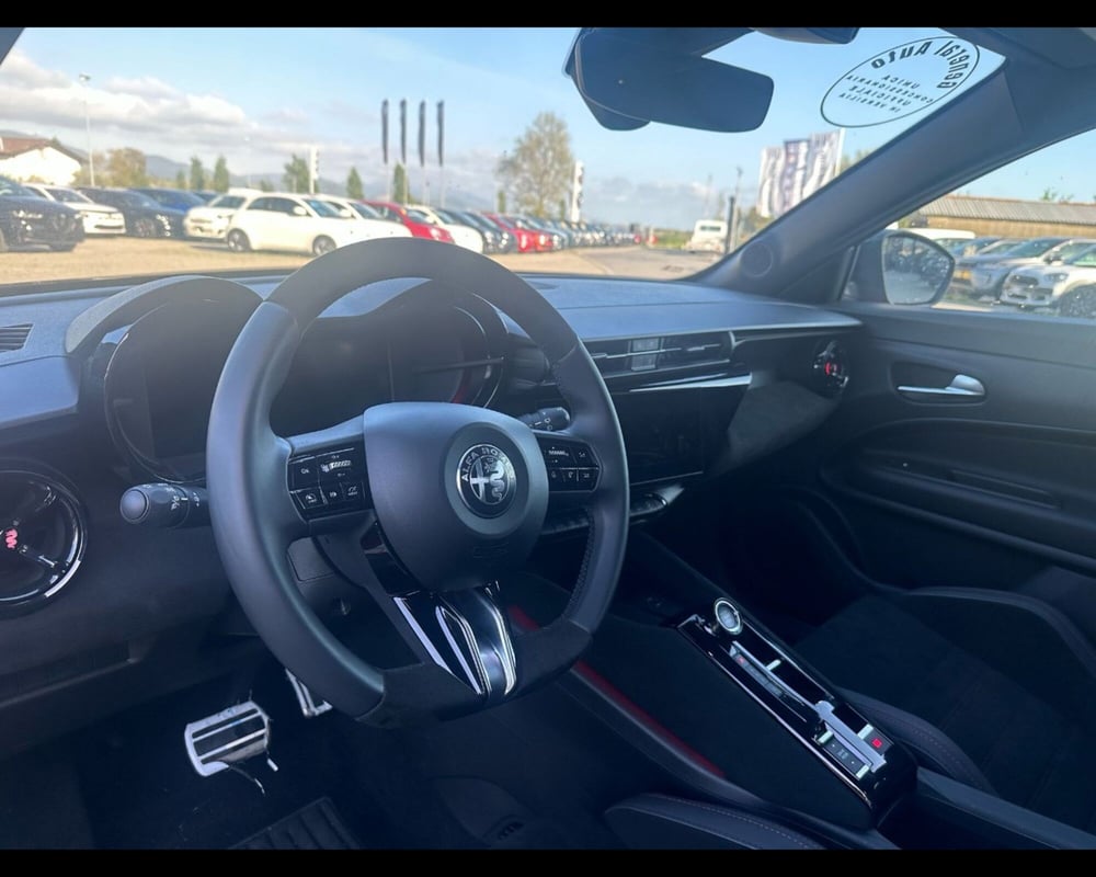 Alfa Romeo Junior usata a Lucca (14)