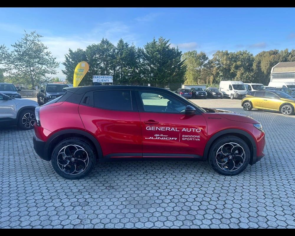 Alfa Romeo Junior usata a Lucca (7)
