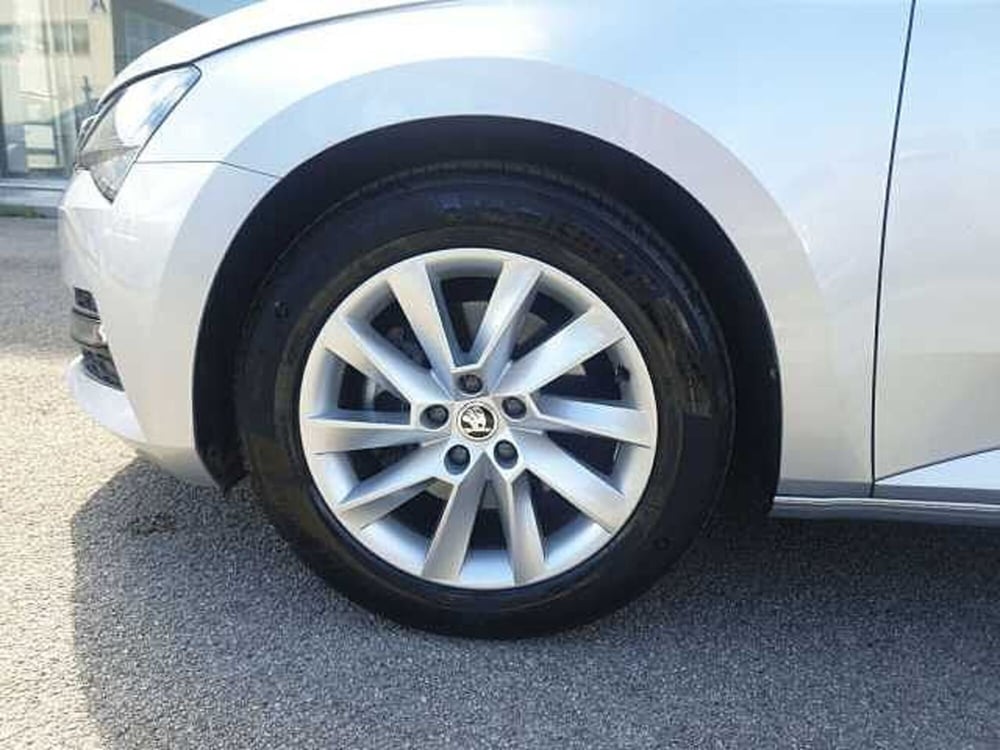 Skoda Superb usata a Ancona (15)