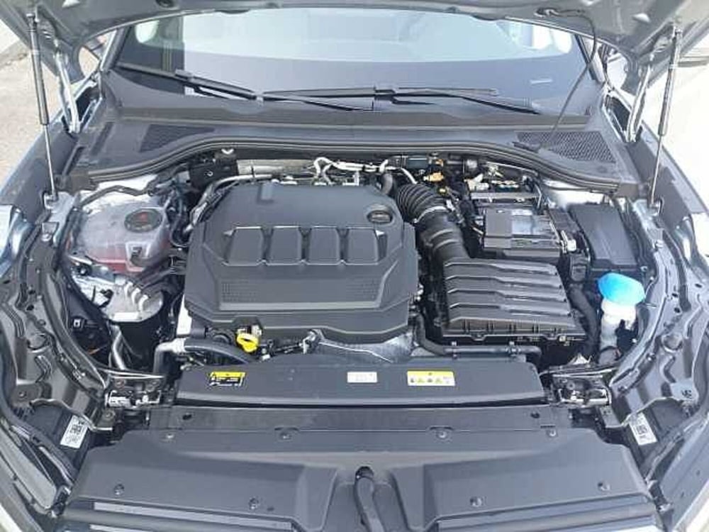 Skoda Superb nuova a Ancona (12)