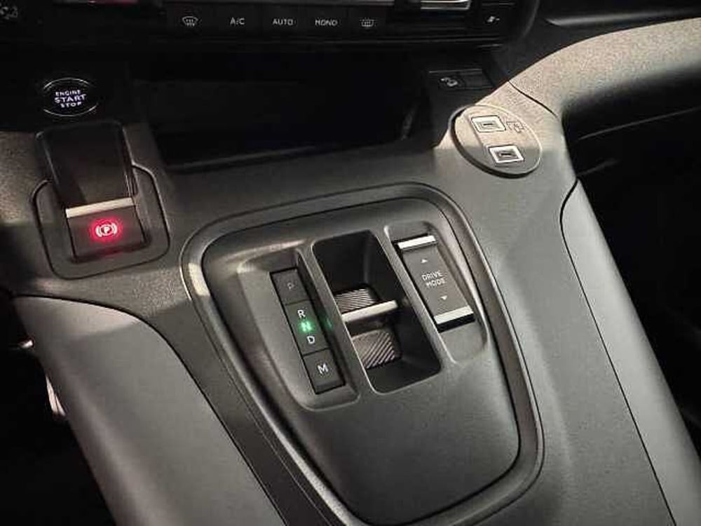Citroen Berlingo nuova a Brescia (14)