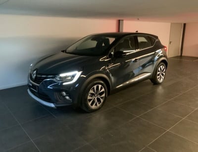 Renault Captur Plug-in Hybrid E-Tech 160 CV Intens del 2020 usata a Bassano del Grappa