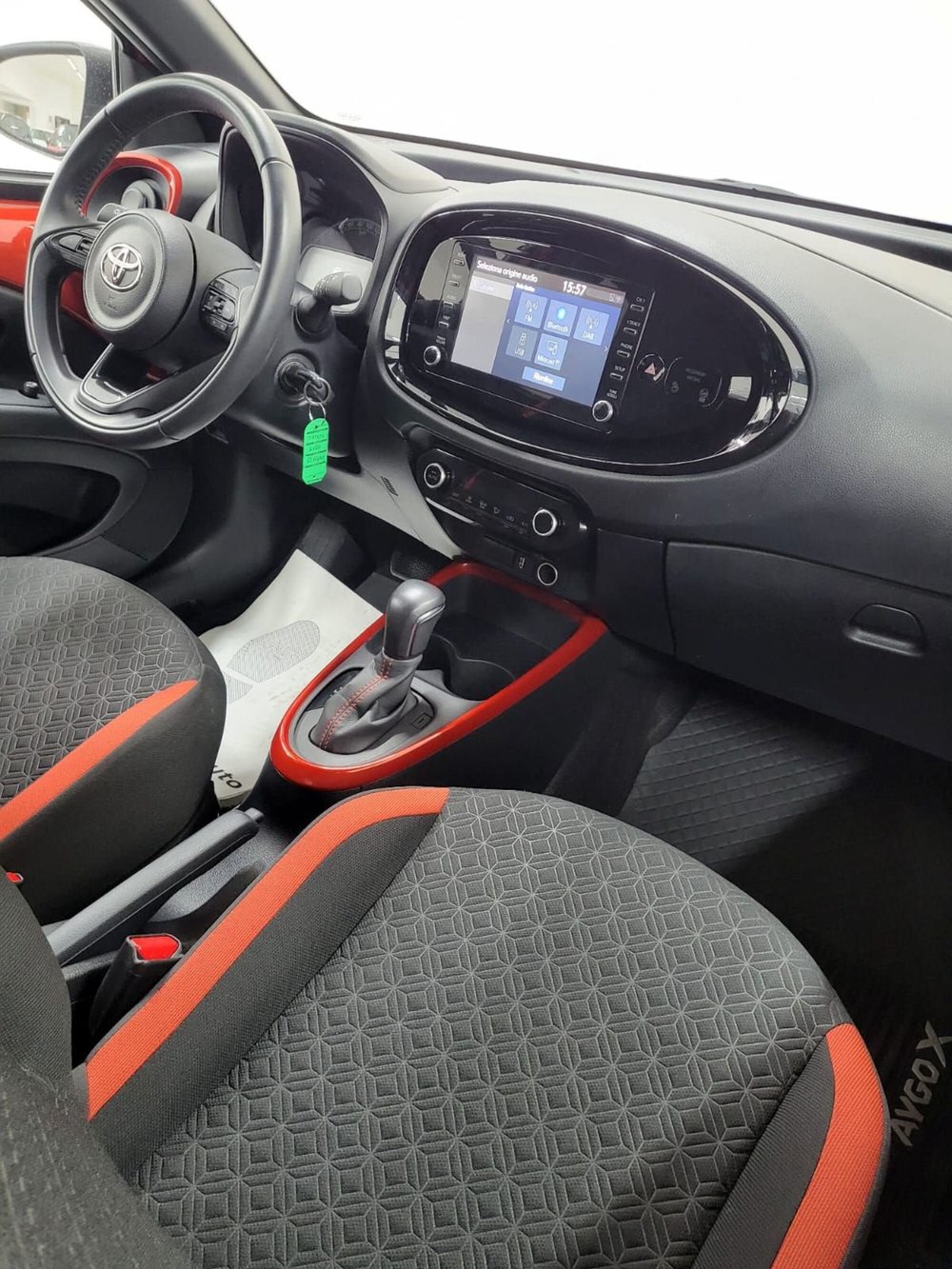 Toyota Aygo X usata a Catanzaro (13)