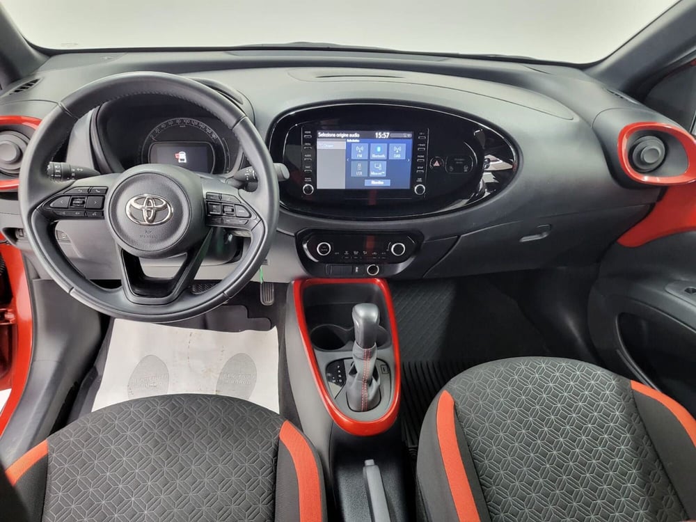 Toyota Aygo X usata a Catanzaro (14)