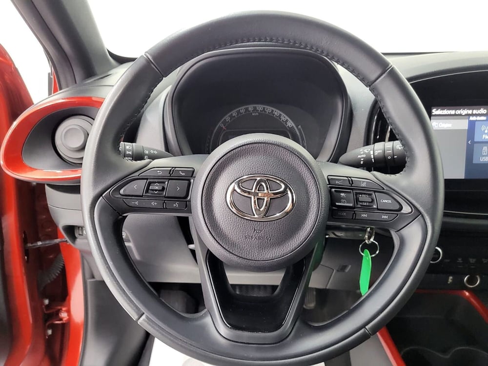Toyota Aygo X usata a Catanzaro (16)