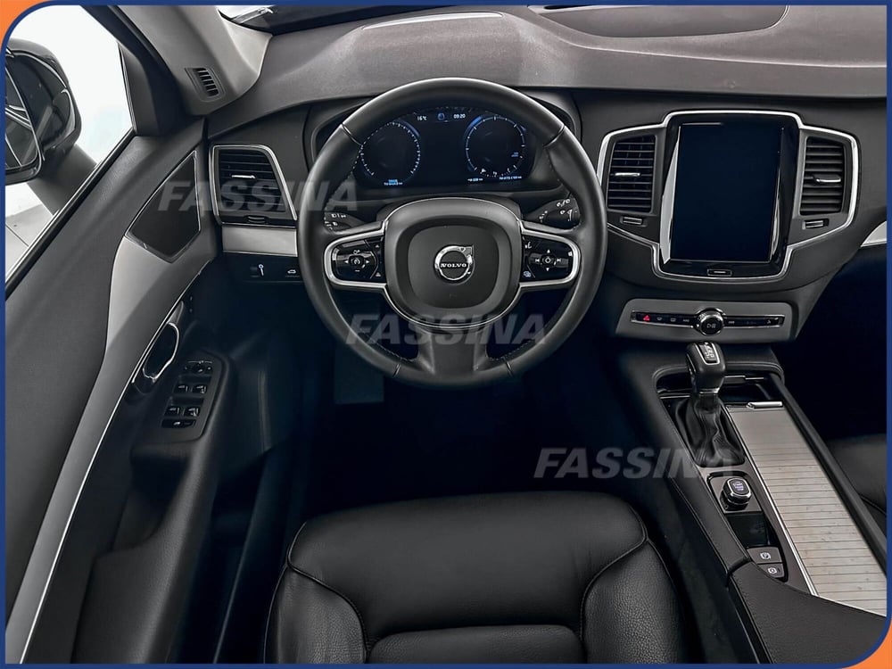 Volvo XC90 usata a Milano (10)