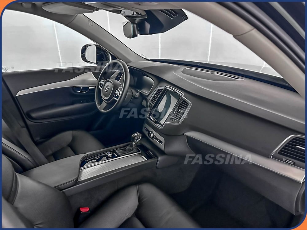 Volvo XC90 usata a Milano (14)
