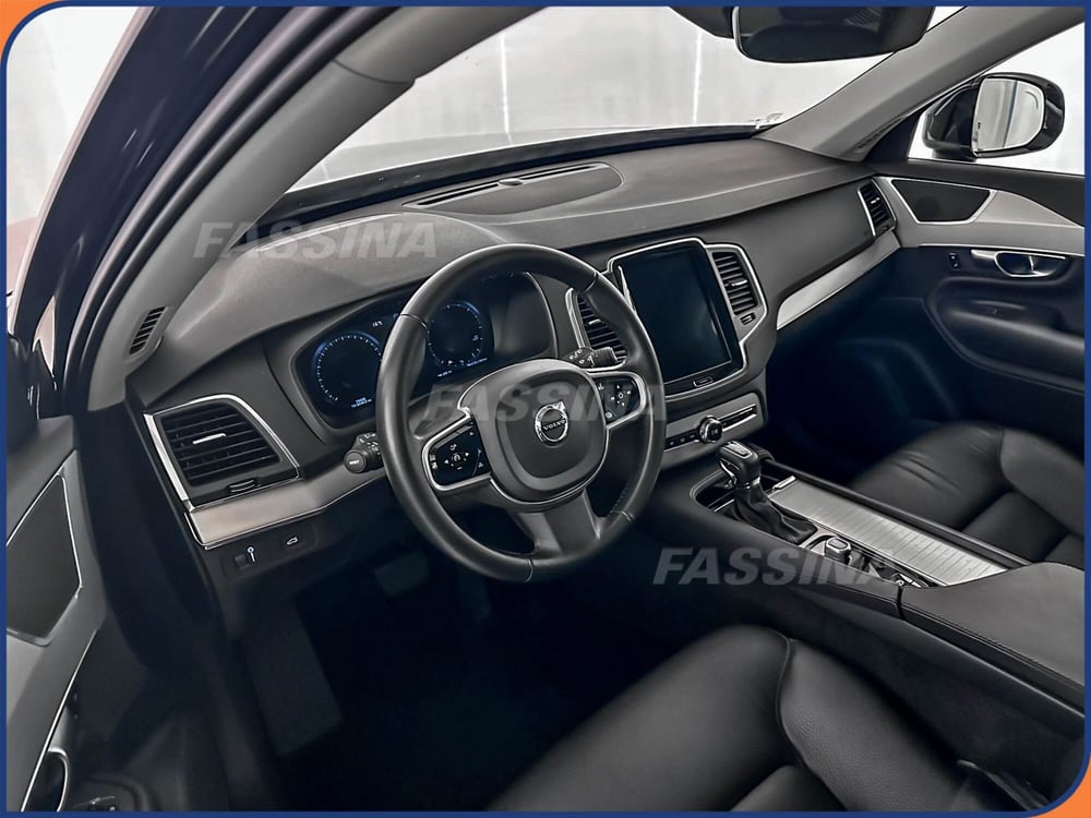 Volvo XC90 usata a Milano (9)