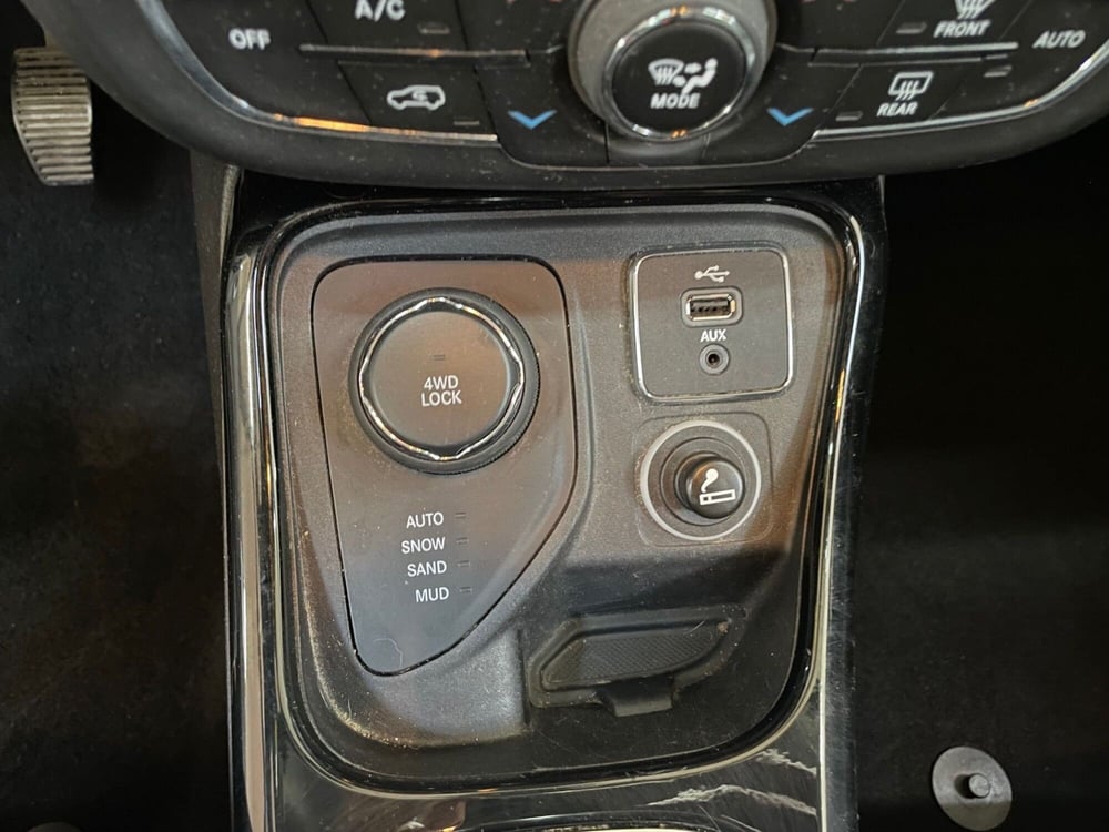 Jeep Compass usata a Lucca (11)