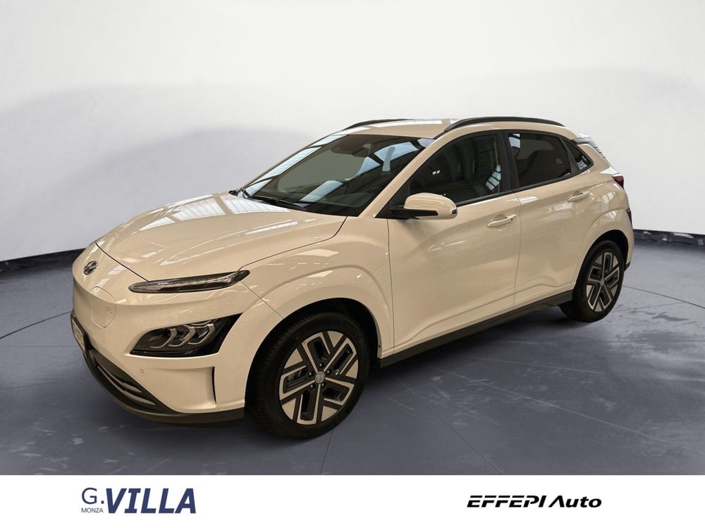 Hyundai Kona nuova a Monza e Brianza (3)