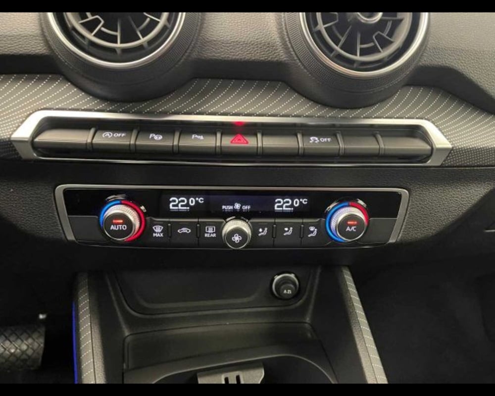 Audi Q2 nuova a Bologna (8)