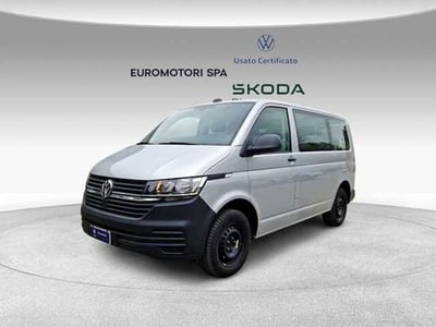 Volkswagen Veicoli Commerciali Transporter Furgone 2.0 TDI 150CV DSG PC Kombi Business del 2023 usata a Grosseto