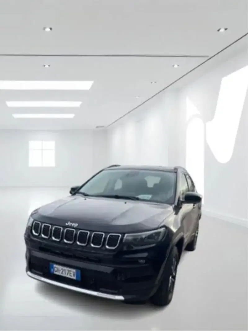 Jeep Compass nuova a Latina
