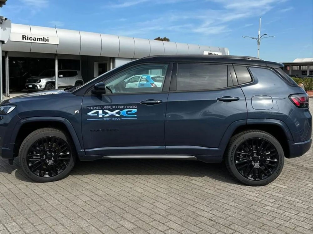 Jeep Compass nuova a Latina (2)