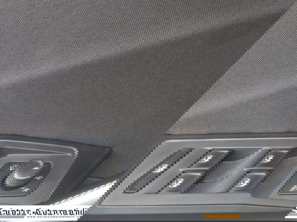 Volkswagen T-Roc usata a Messina (12)