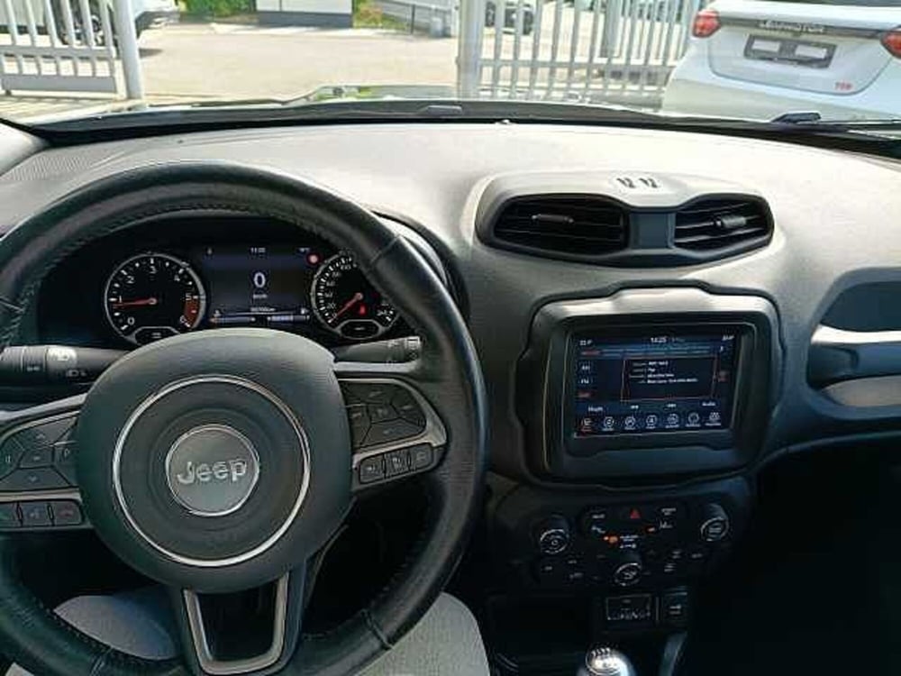 Jeep Renegade usata a Milano (11)