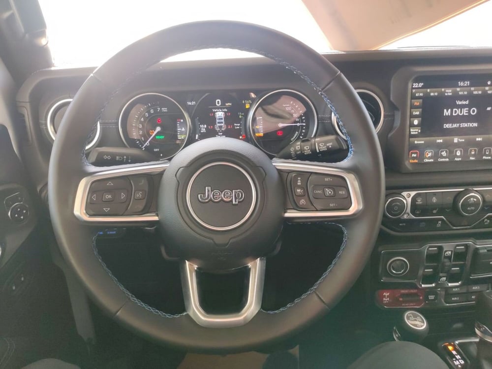Jeep Wrangler Unlimited nuova a Latina (17)
