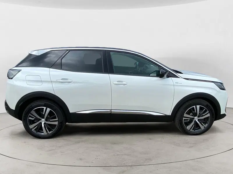 Peugeot 3008 nuova a Milano (3)