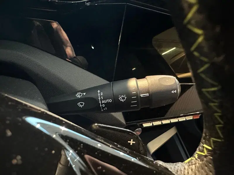 Peugeot 408 usata a Milano (11)