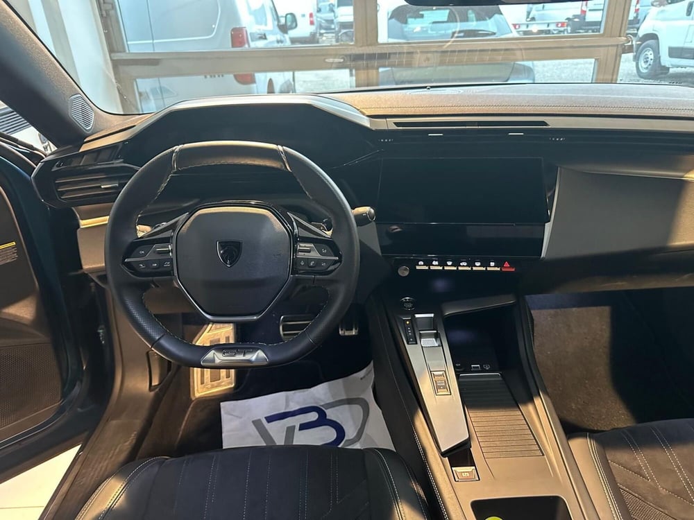 Peugeot 408 usata a Milano (6)