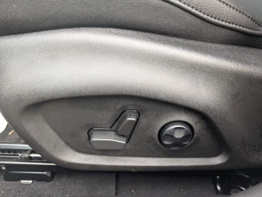 Jeep Compass nuova a Milano (10)