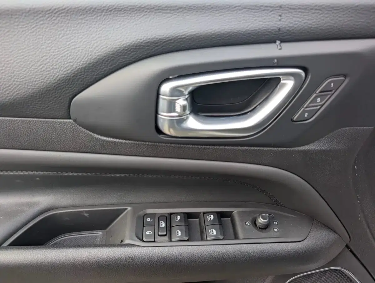 Jeep Compass nuova a Milano (11)