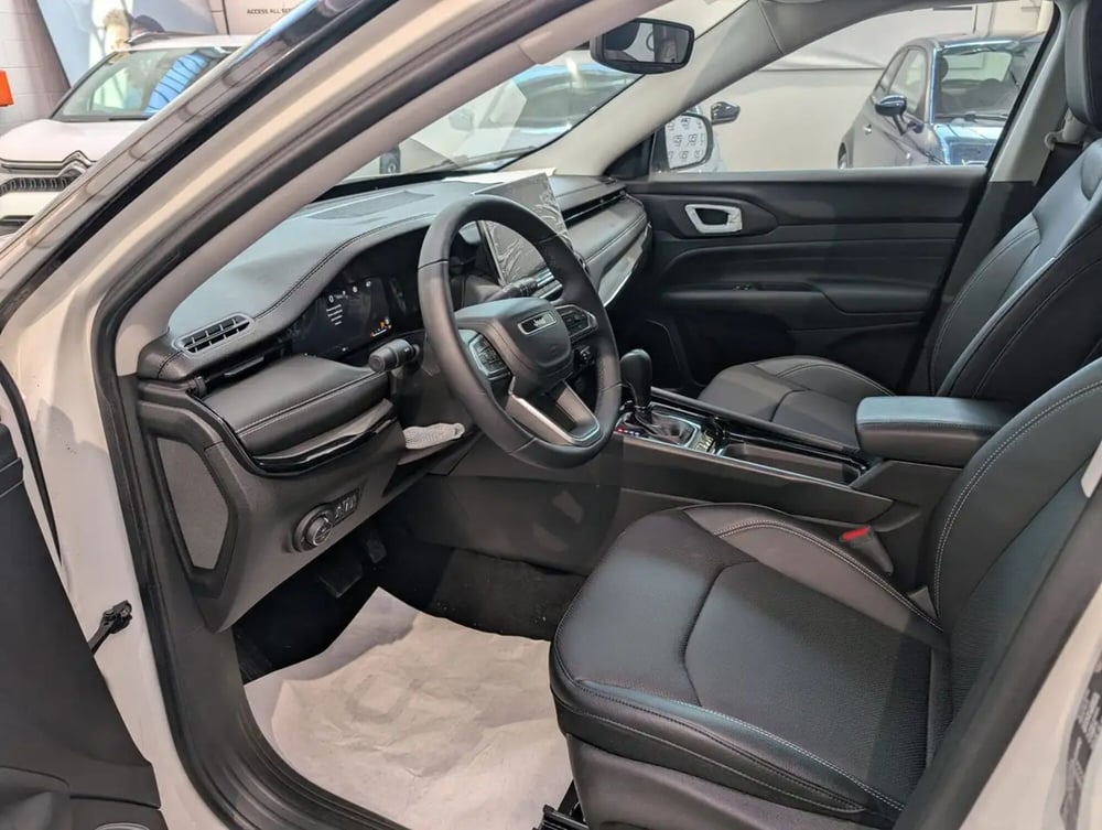Jeep Compass nuova a Milano (7)
