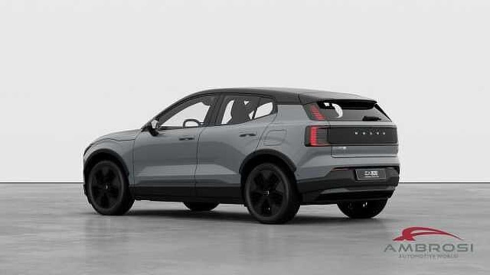 Volvo EX30 Cross Country nuova a Viterbo (3)