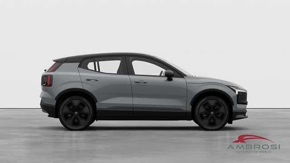 Volvo EX30 Cross Country nuova a Viterbo (4)