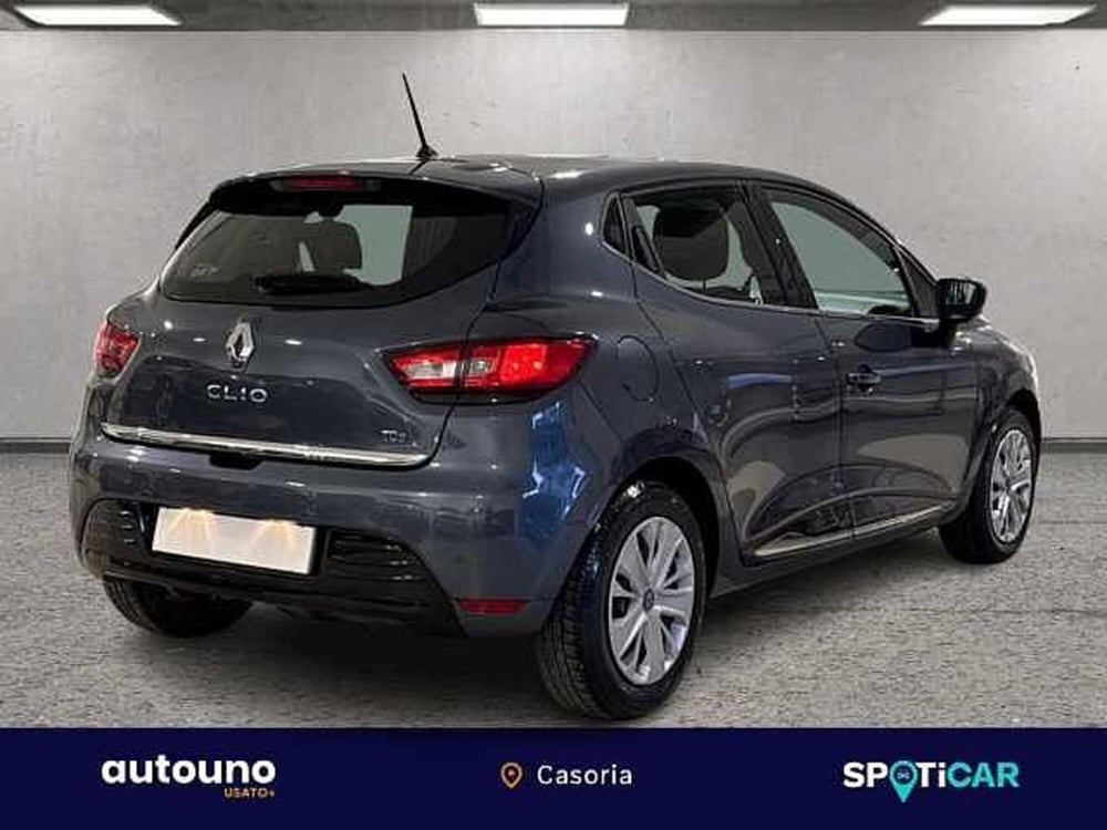 Renault Clio usata a Napoli (5)