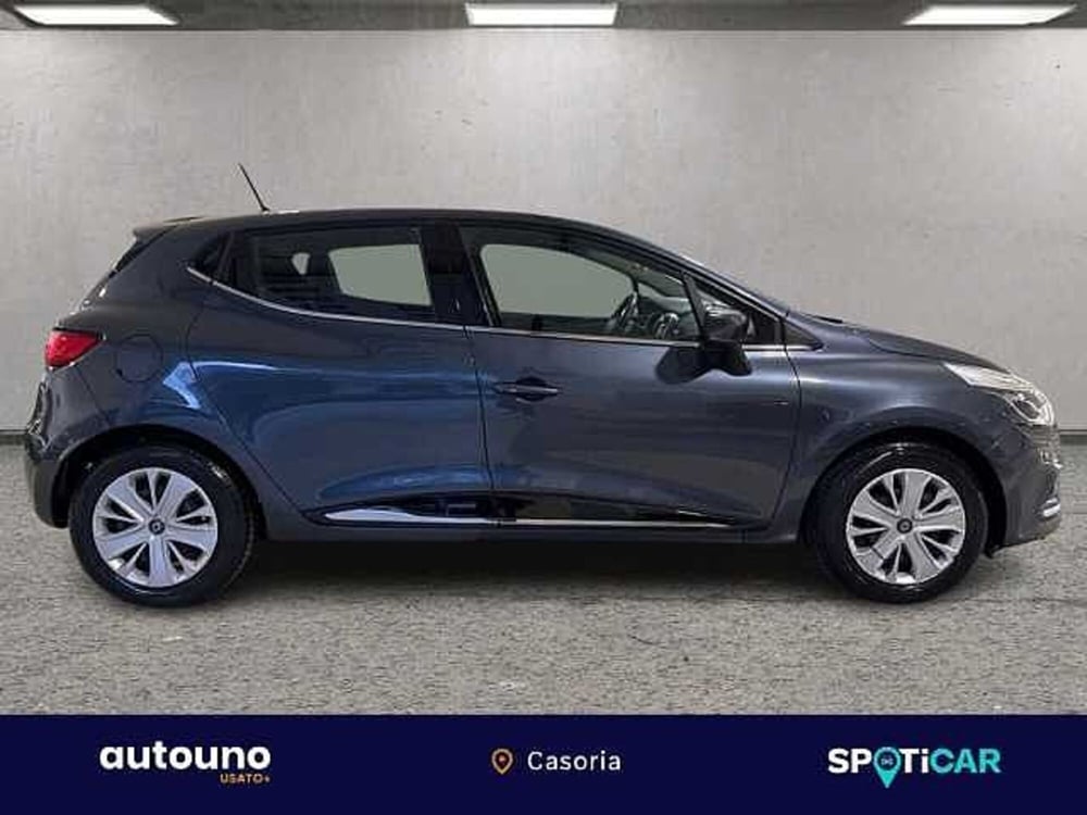 Renault Clio usata a Napoli (6)