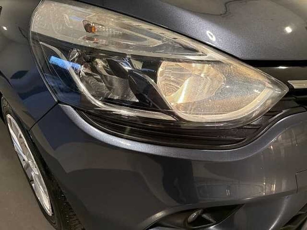 Renault Clio usata a Napoli (9)