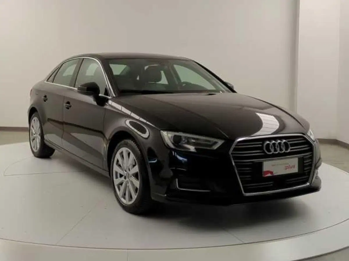 Audi A3 Sedan usata a Avellino