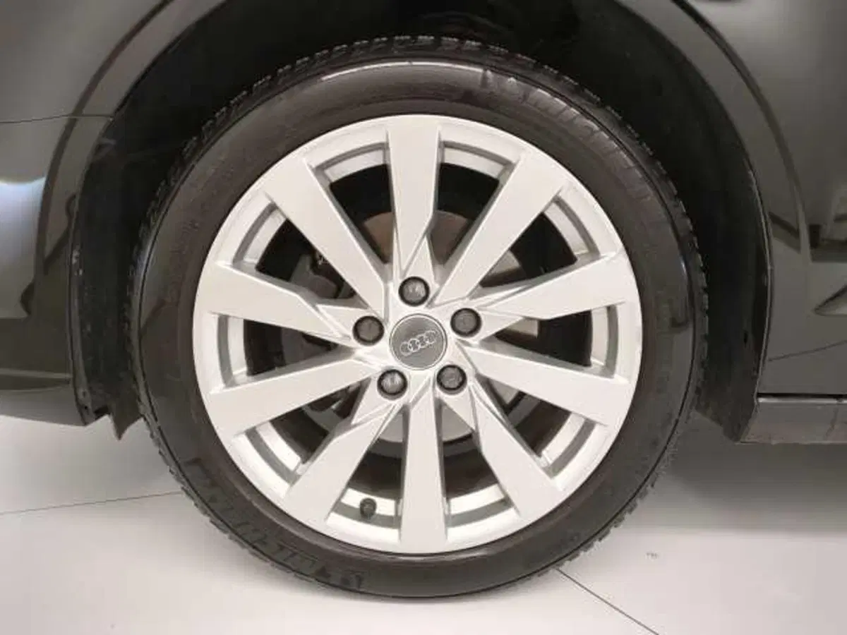 Audi A3 Sedan usata a Avellino (11)
