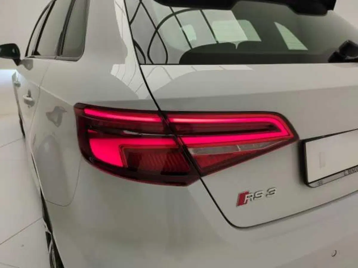 Audi RS 3 Sportback usata a Avellino (11)