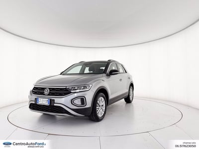 Volkswagen T-Roc 2.0 tdi Life 115cv del 2024 usata a Albano Laziale
