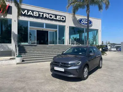 Volkswagen Taigo 1.0 TSI 110 CV DSG Life del 2023 usata a Tricase