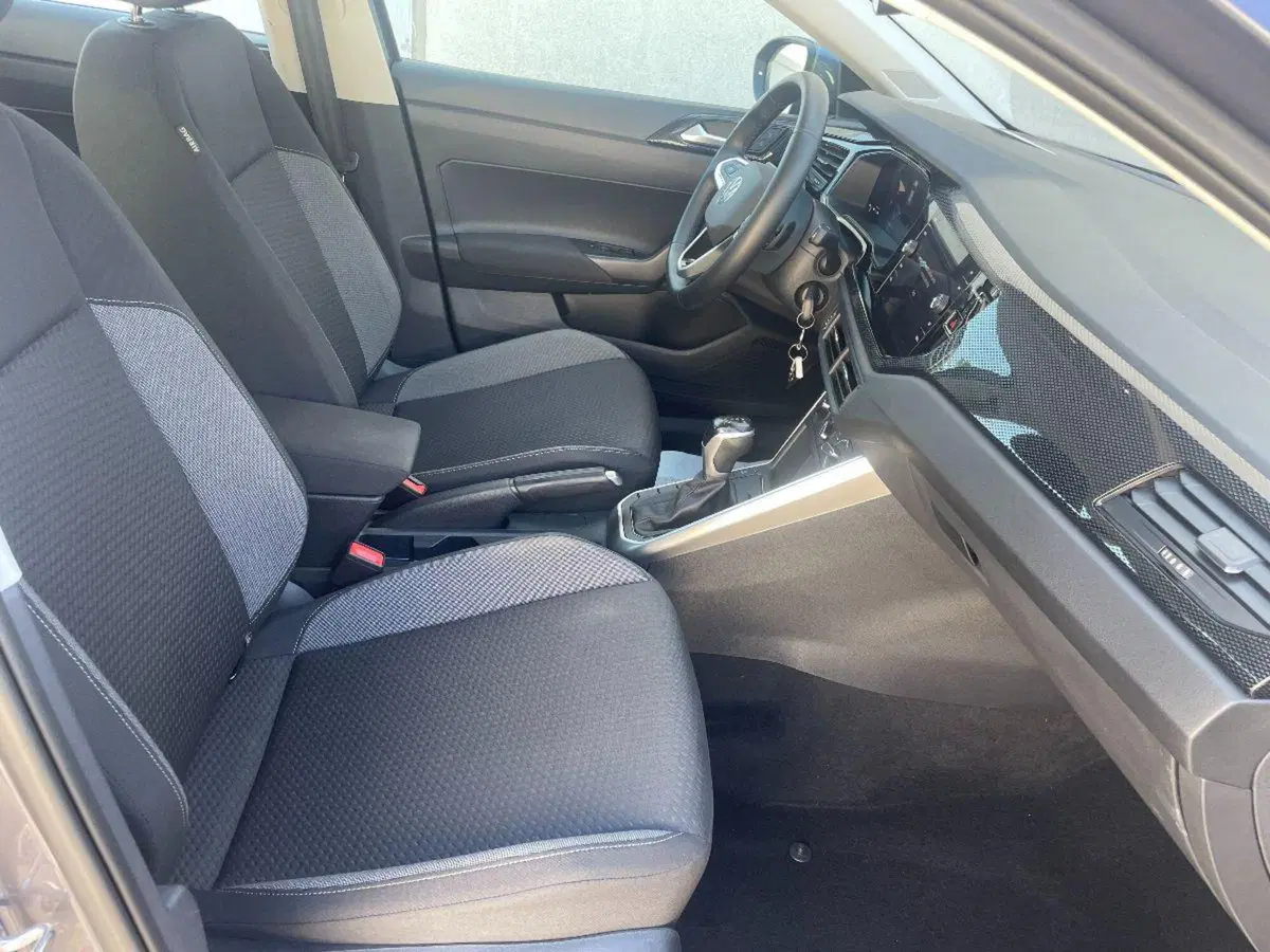 Volkswagen Taigo usata a Lecce (17)