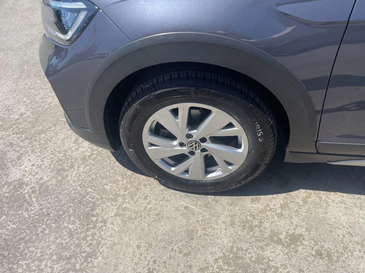 Volkswagen Taigo usata a Lecce (4)
