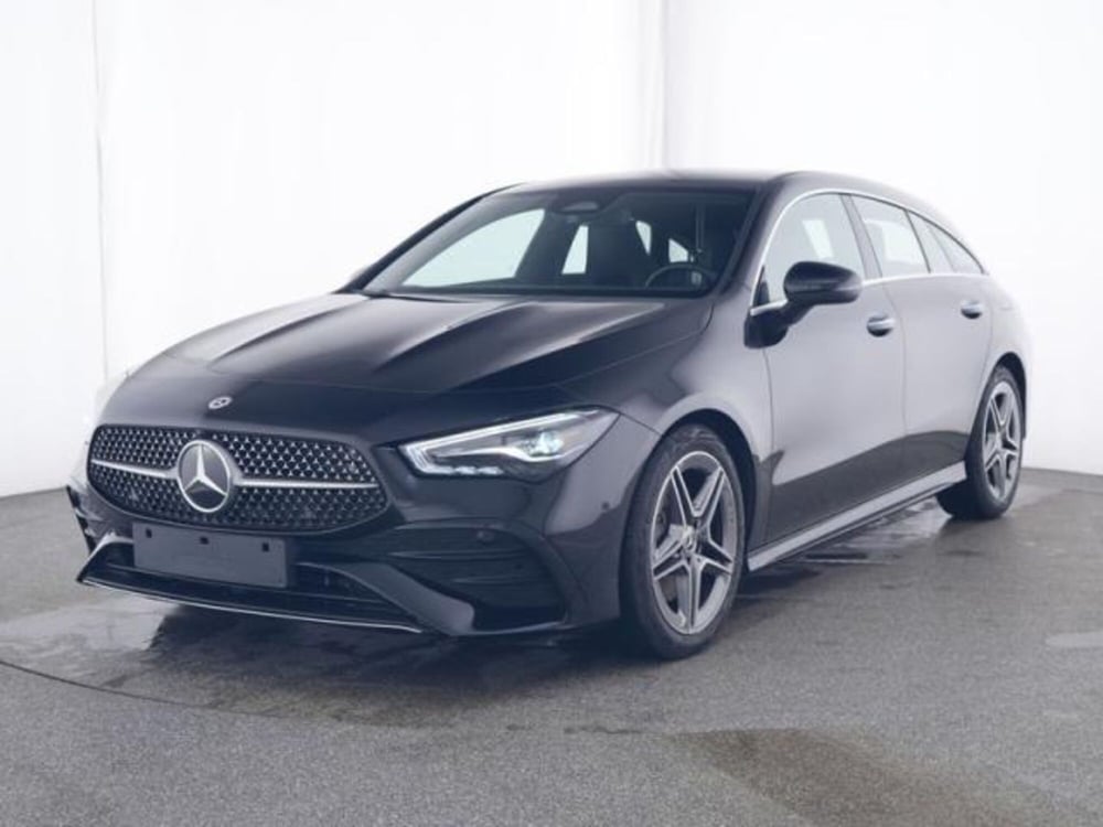Mercedes-Benz CLA Shooting Brake usata a Milano