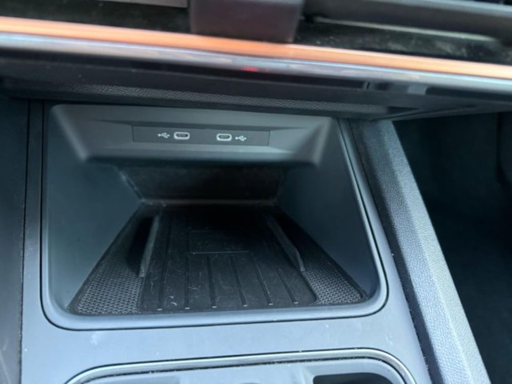 Cupra Formentor usata a Bologna (15)