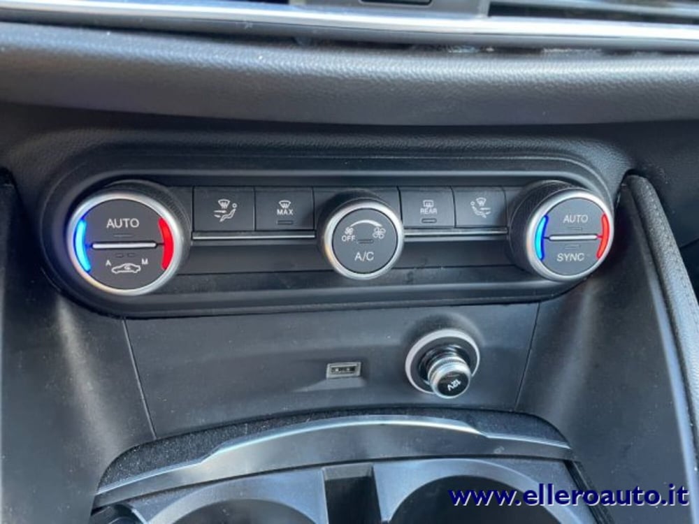 Alfa Romeo Stelvio usata a Cuneo (17)